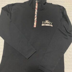 Burberry Black Jacket with Signature Beige Check Lining